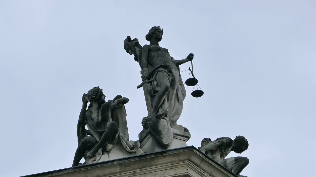 Cover image for Unrechtsstaatlichkeit