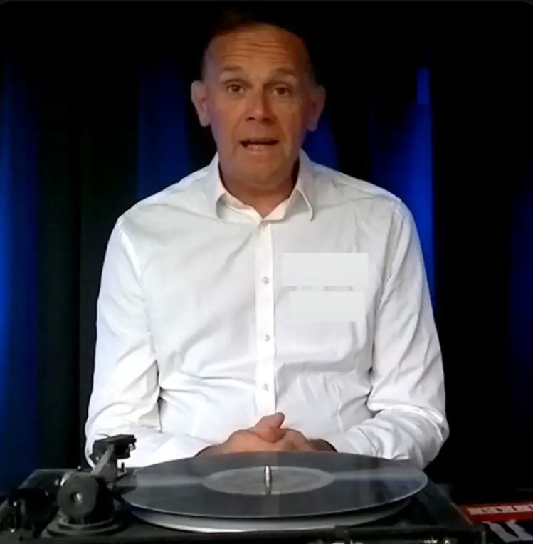 Cover image for Ohne Sprit im Fred-Feuerstein-Auto