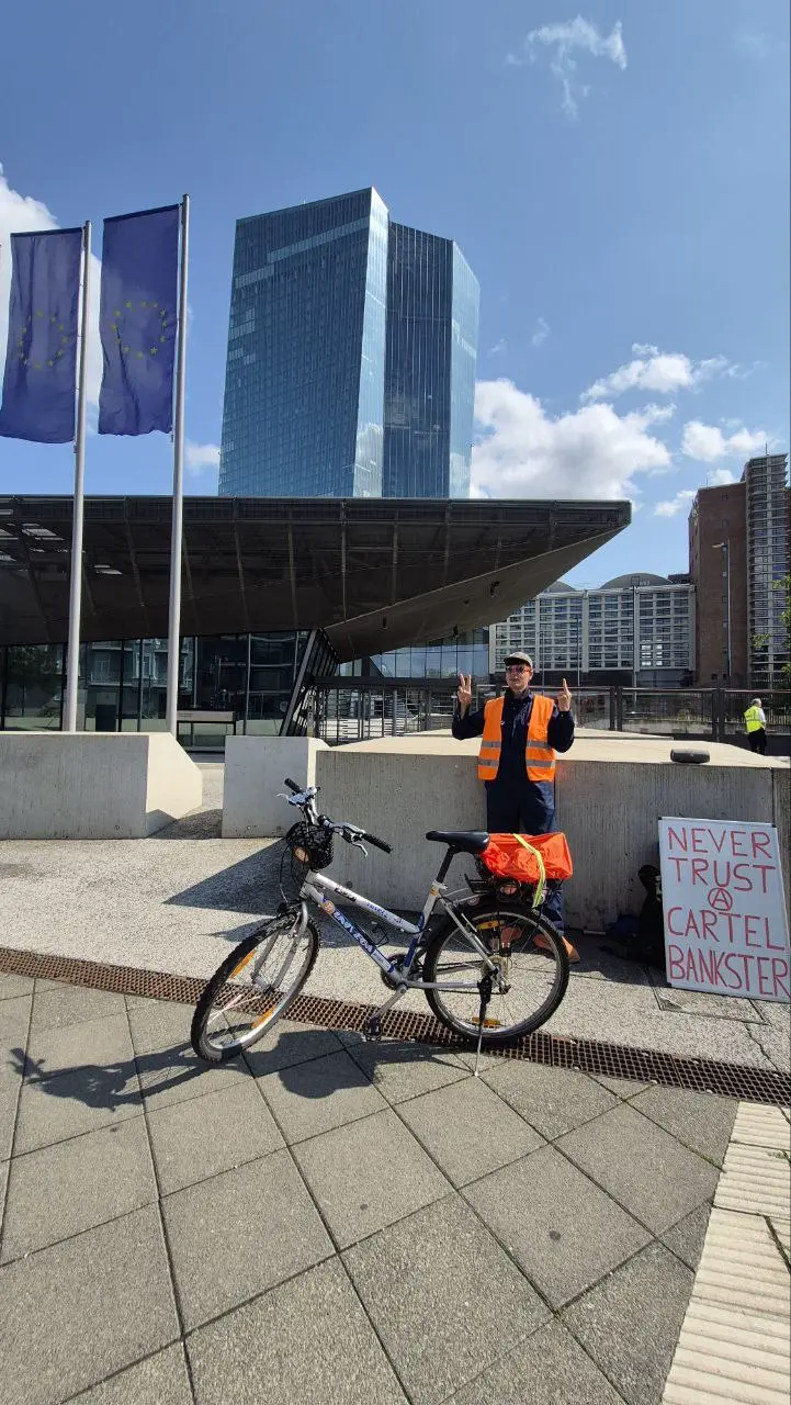 Cover image for Ökostacker trifft Umweltaktivist